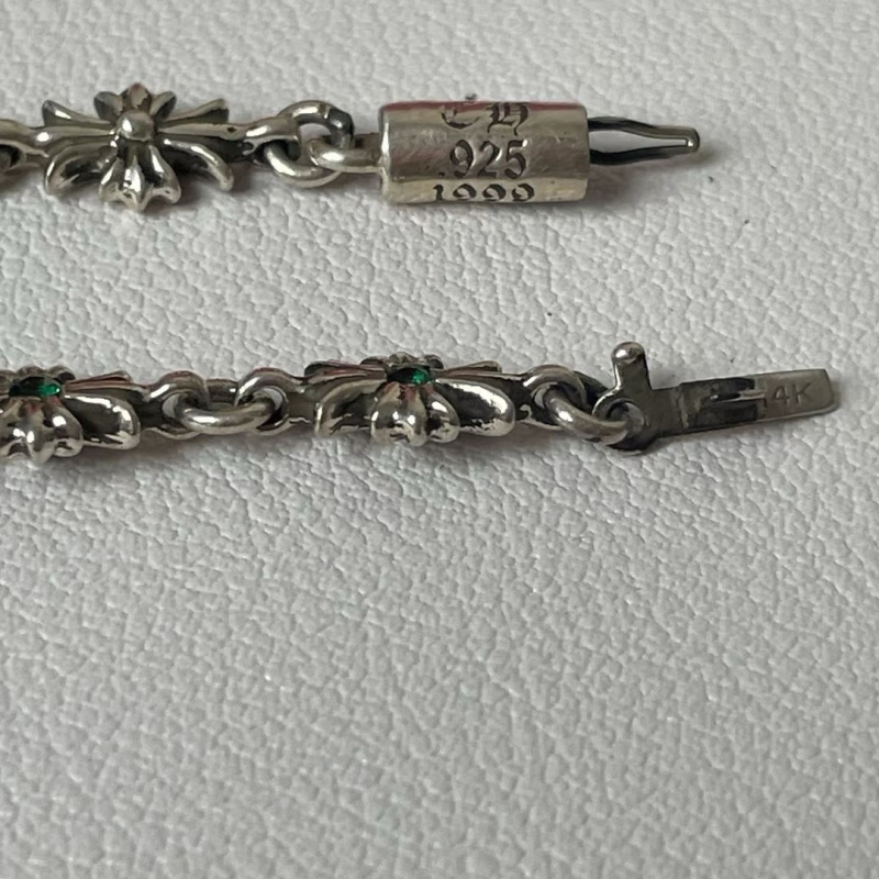 Ch*0me He**ts bracelets